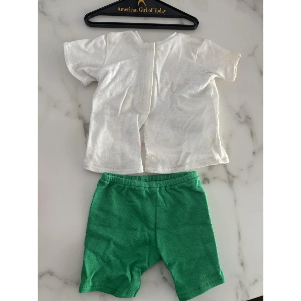 American Girl Pleasant company retired in-line skating rollerblading outfit/gear